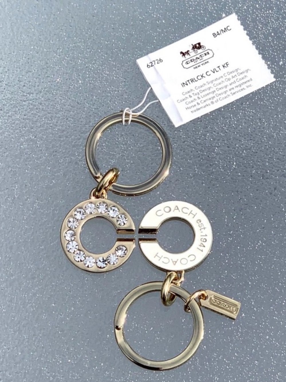 Coach Interlocking C Crystal Rhinestones Bling White and Gold Tone Valet Key Fob - Picture 3 of 4